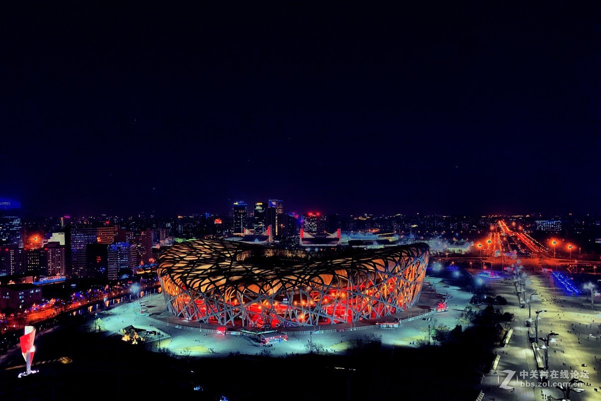 #抓住阳光来作画# 有幸登顶玲珑塔 奥体夜景真是美如画啊