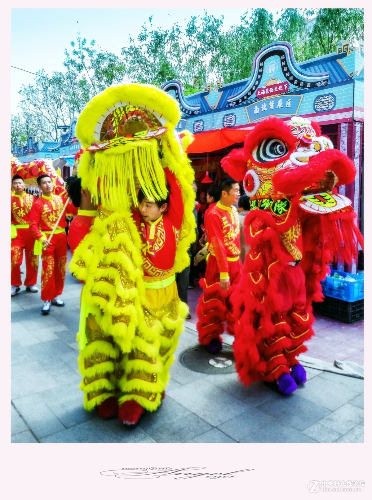 三林塘庙会手机扫拍