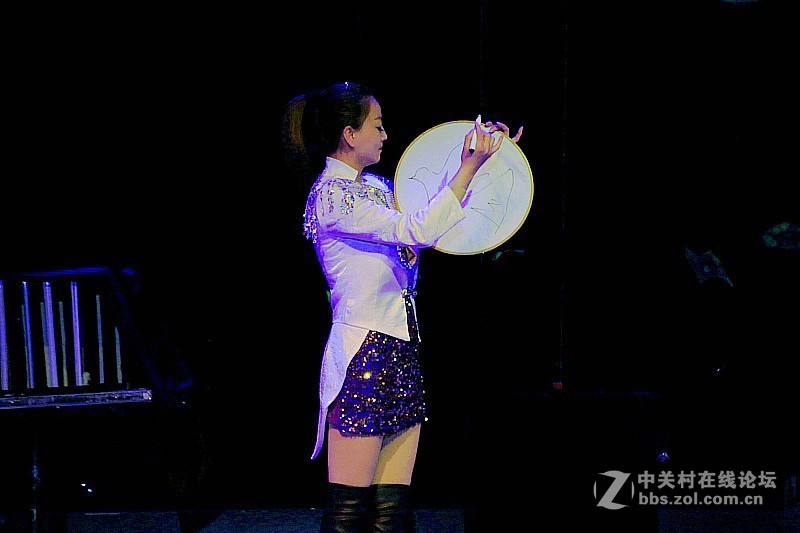 吳桥杂技大世界：魔木：变鸽！