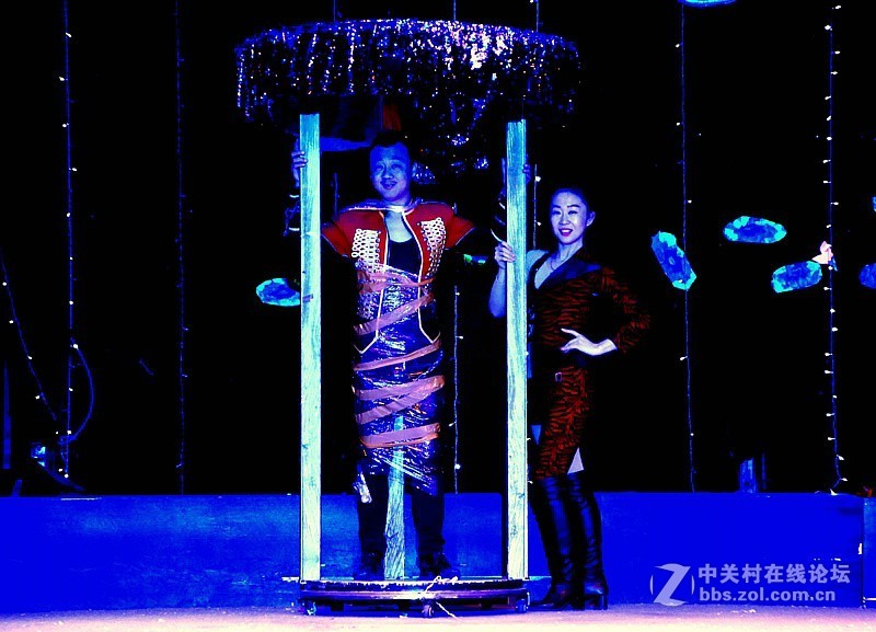 吳桥杂技大世界：魔术：大变活人！