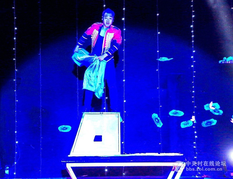 吳桥杂技大世界：魔术：大变活人！