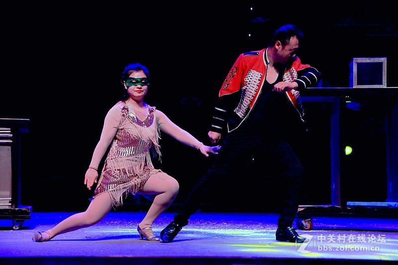 吳桥杂技大世界：魔术：大变活人！