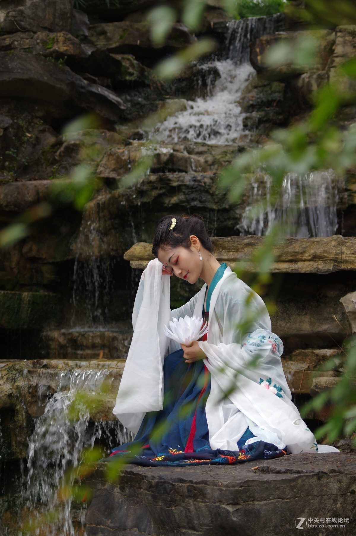 好久没来了，回来看看在大家。在园博园厚着脸皮抓拍几张，望大家多多指点。