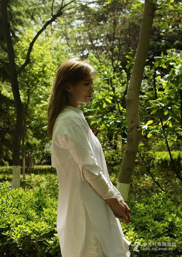 用（索尼a580+美能达AF282镜头）拍的人像