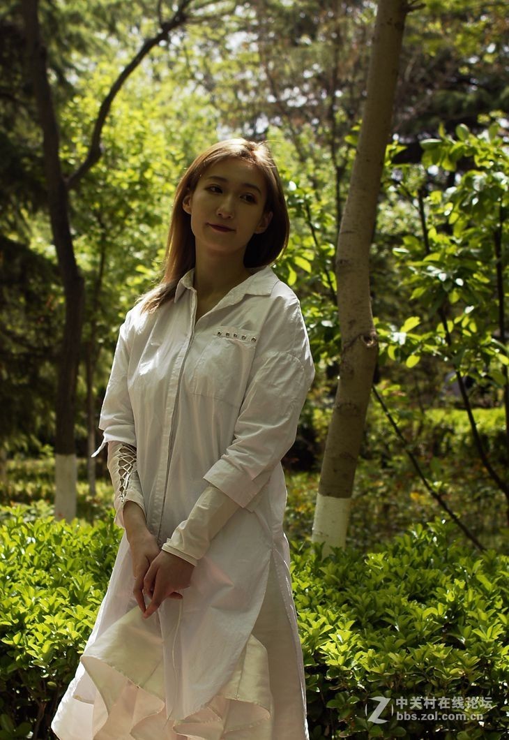 用（索尼a580+美能达AF282镜头）拍的人像