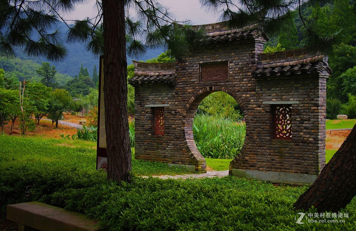 青山捧出梵王宫【奥林巴斯EP5拍天童寺】