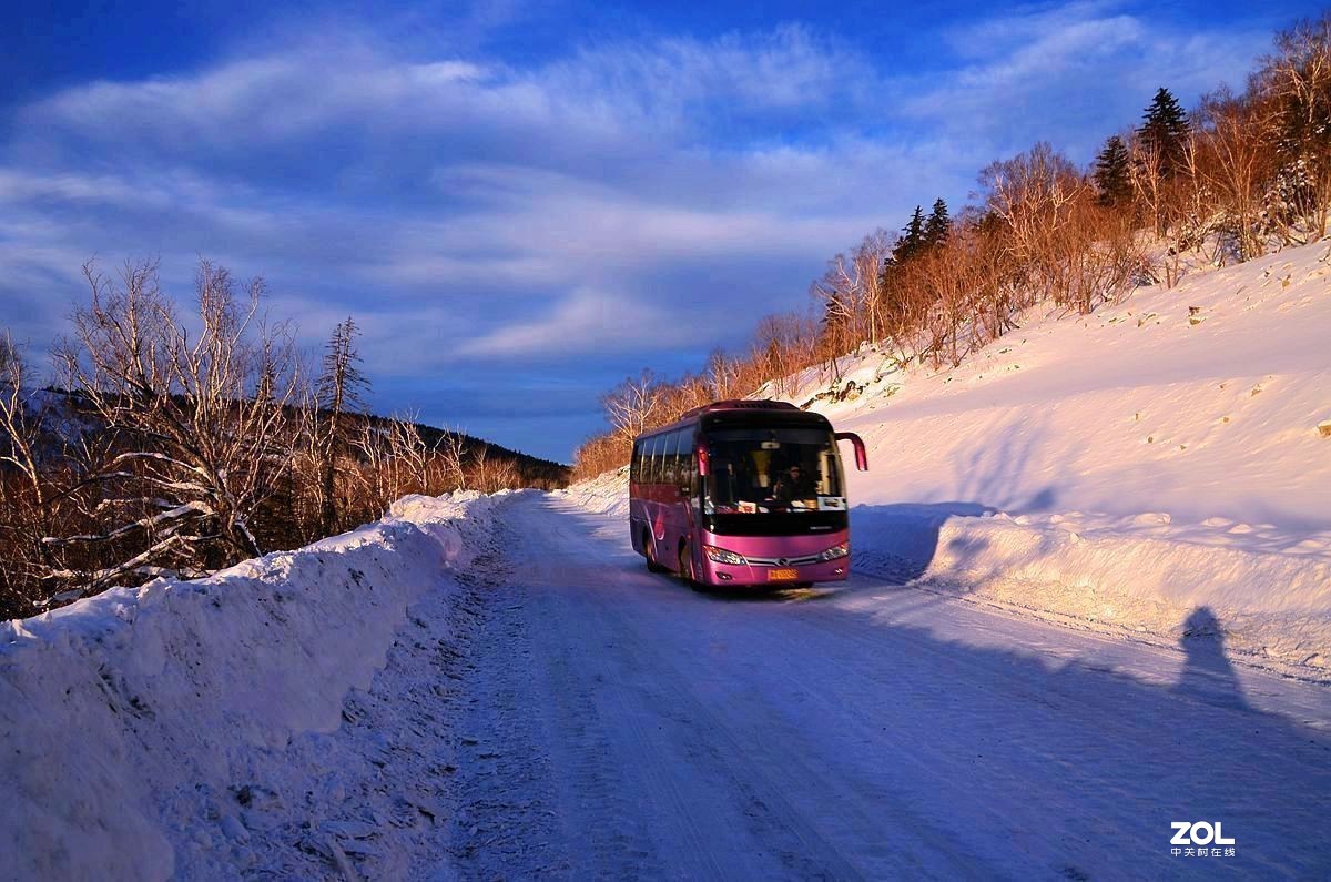 老片——雪路日落时