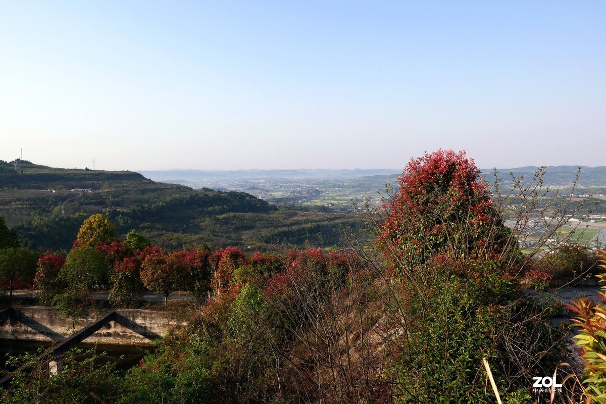春日寨子山远眺