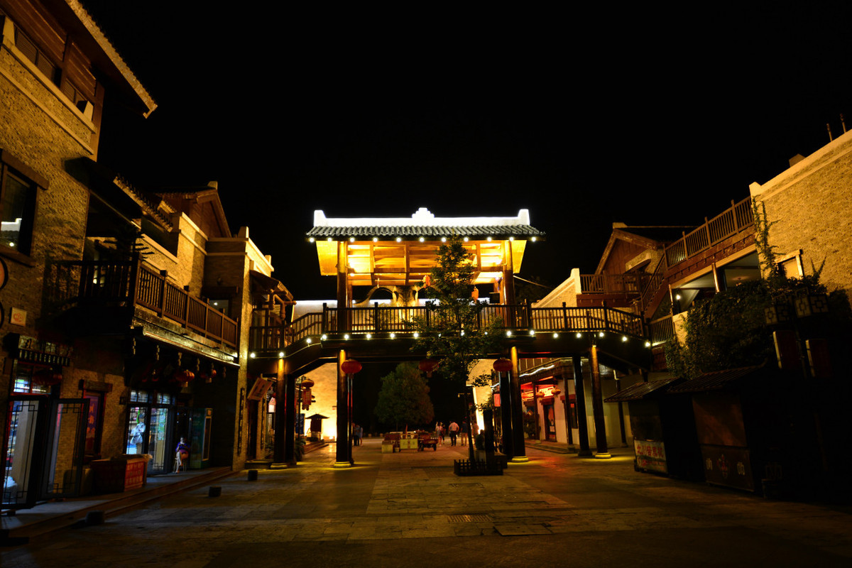 北川巴拿恰夜景图片