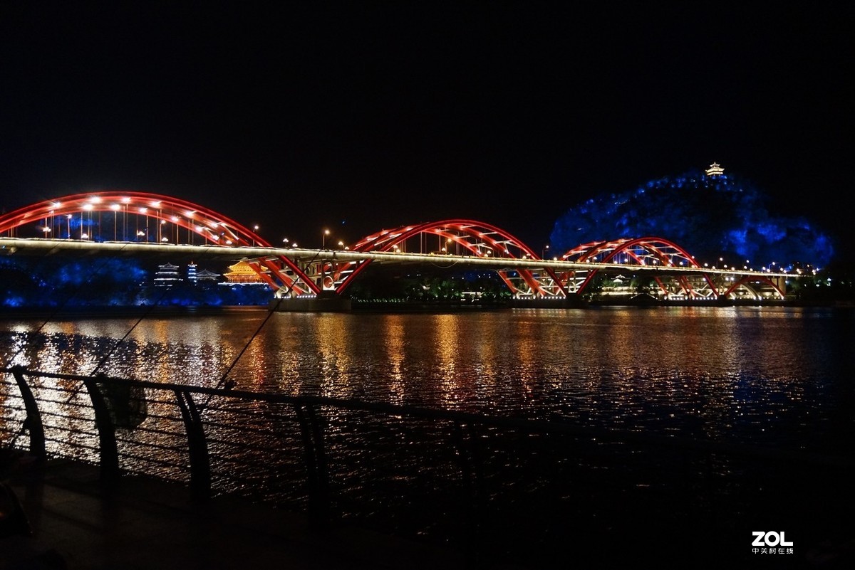 2020年广西 柳州柳江河堤夜景