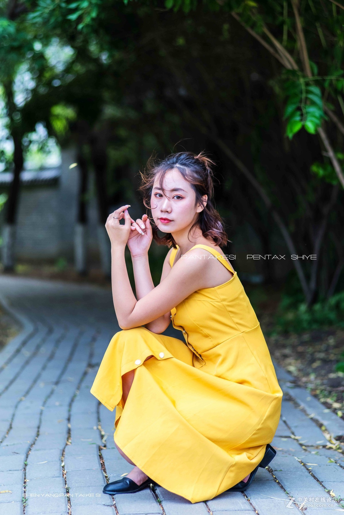 大学校园里的学生