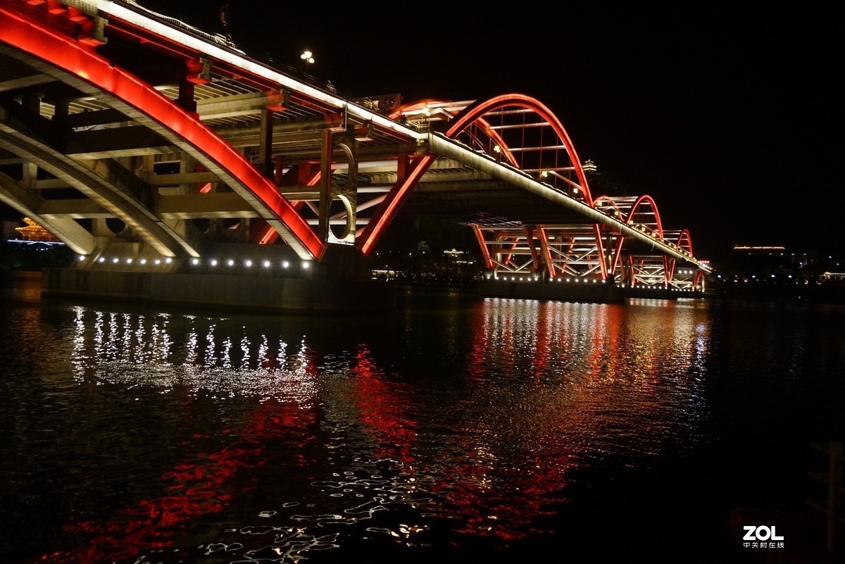2020年广西 柳州柳江河堤夜景