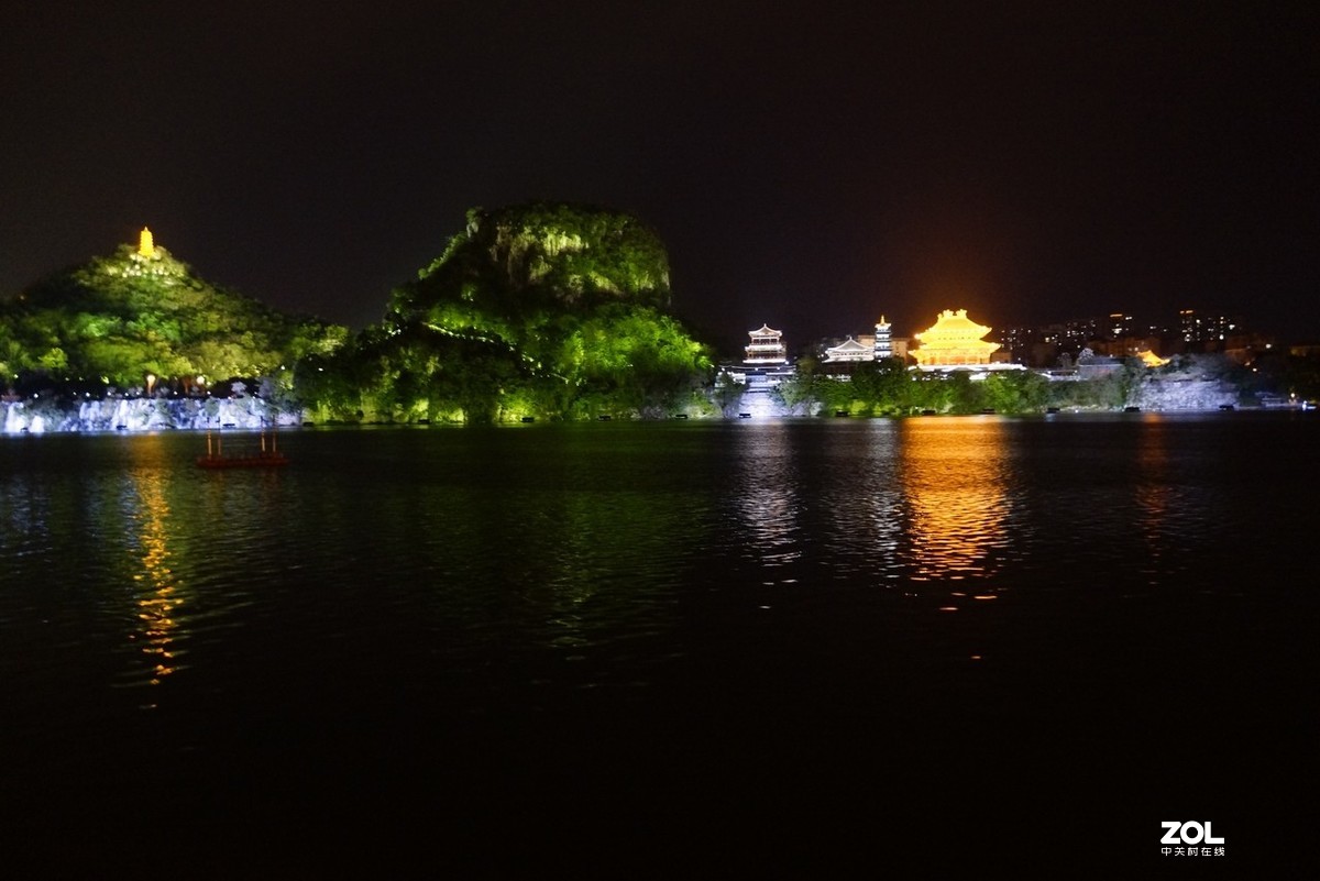 2020年广西 柳州柳江河堤夜景