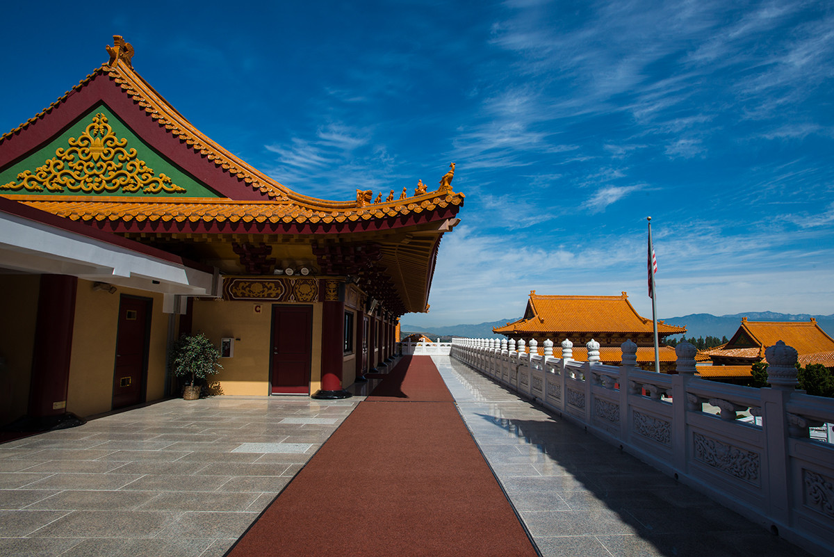 美国自由行洛杉矶西来寺