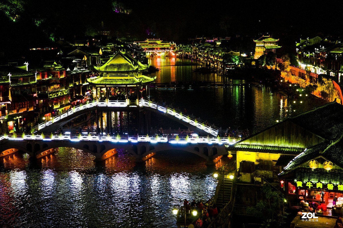 张家界凤凰城夜景