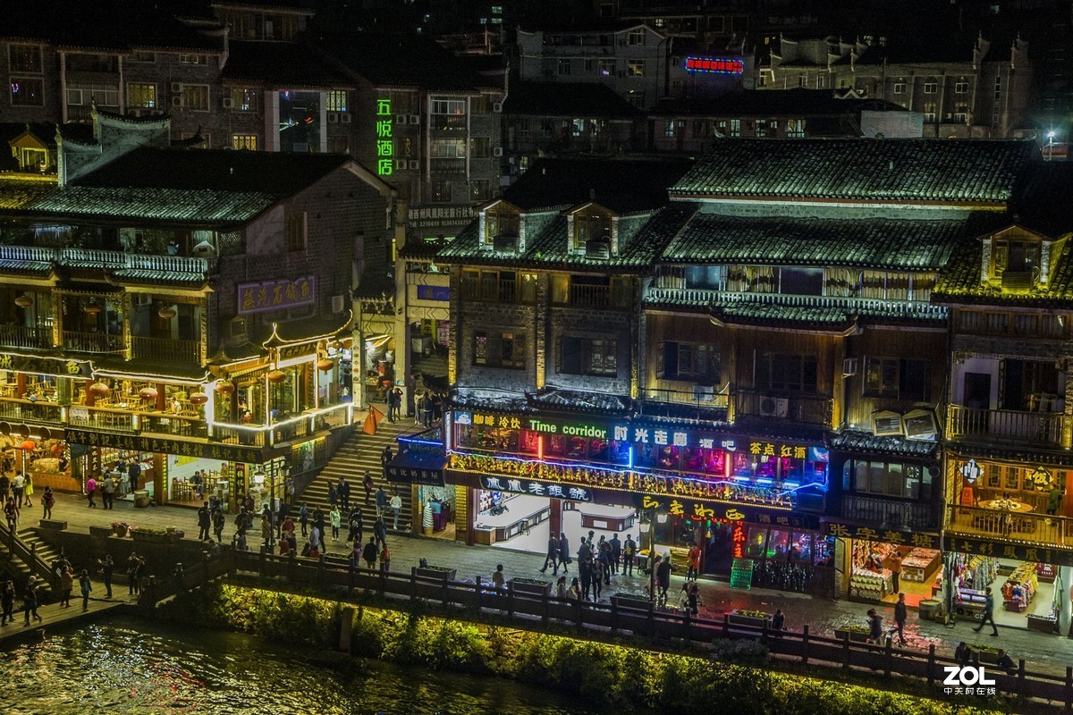 张家界凤凰城夜景