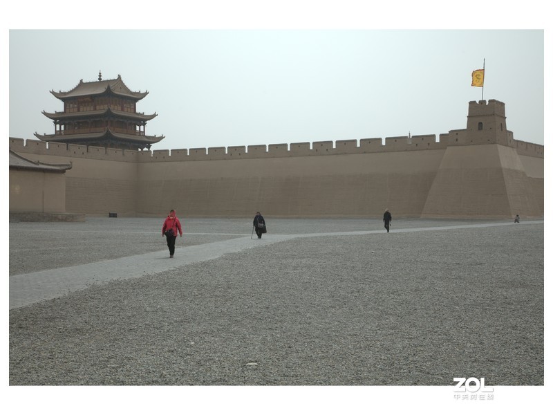 新疆，嘉峪关