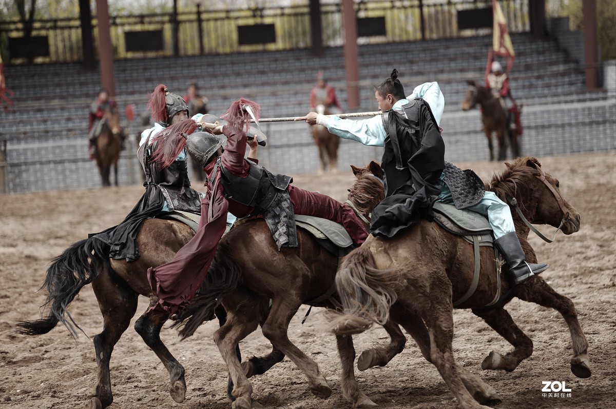 沂水天上王城马术表演王者之战下