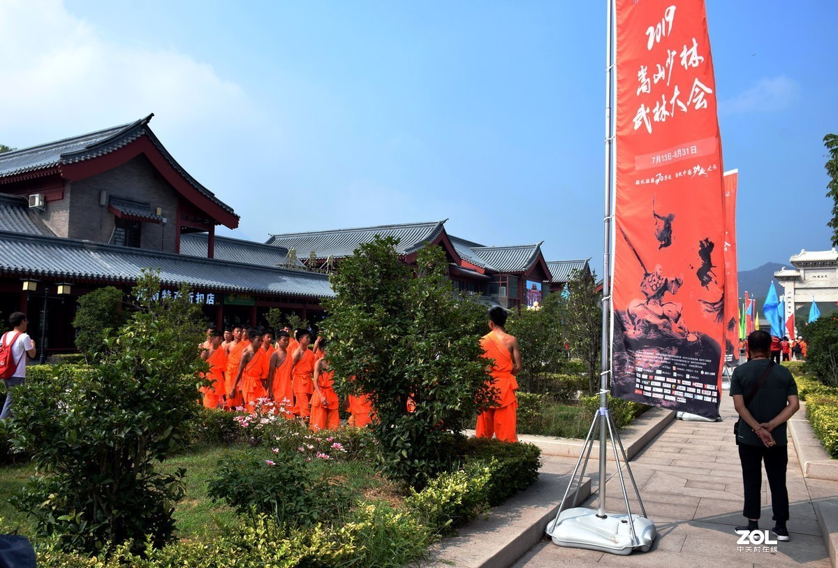 2019夏 京津鲁豫之旅（13）没法看到千佛殿地面