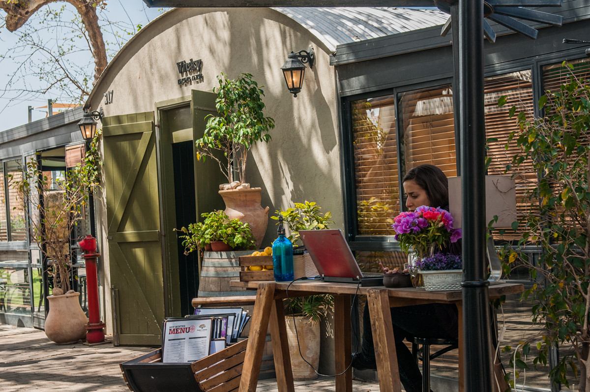 体验以约：特拉维夫的购物村