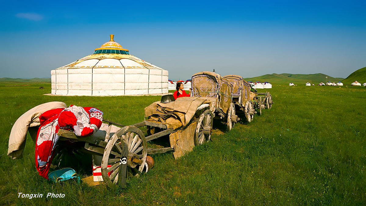 草原上的勒勒车