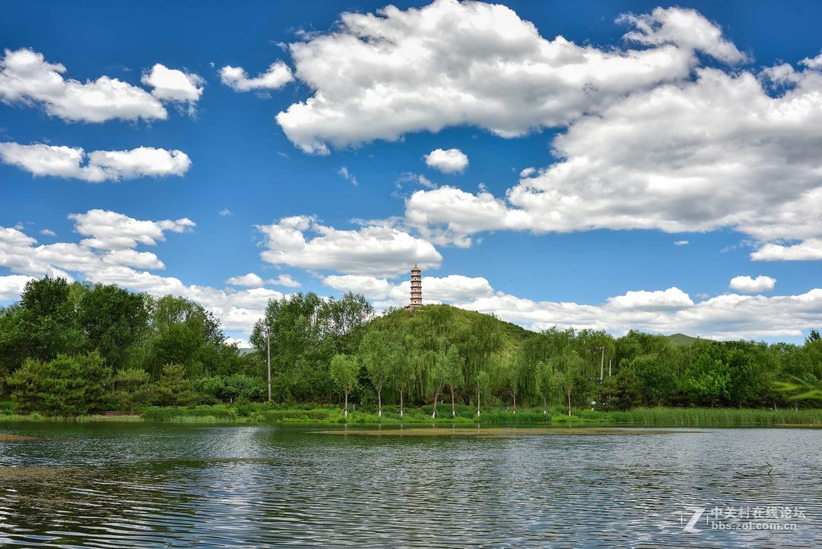 昨天北京上演“蓝天白云”秀