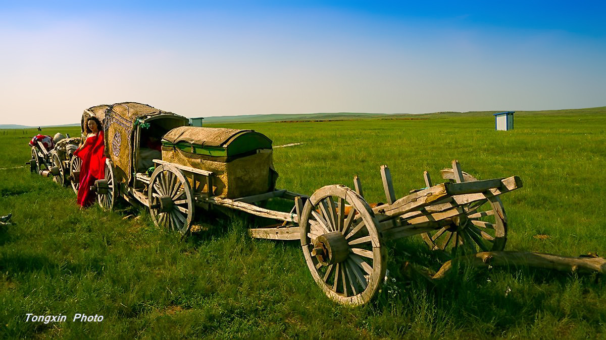 草原上的勒勒车