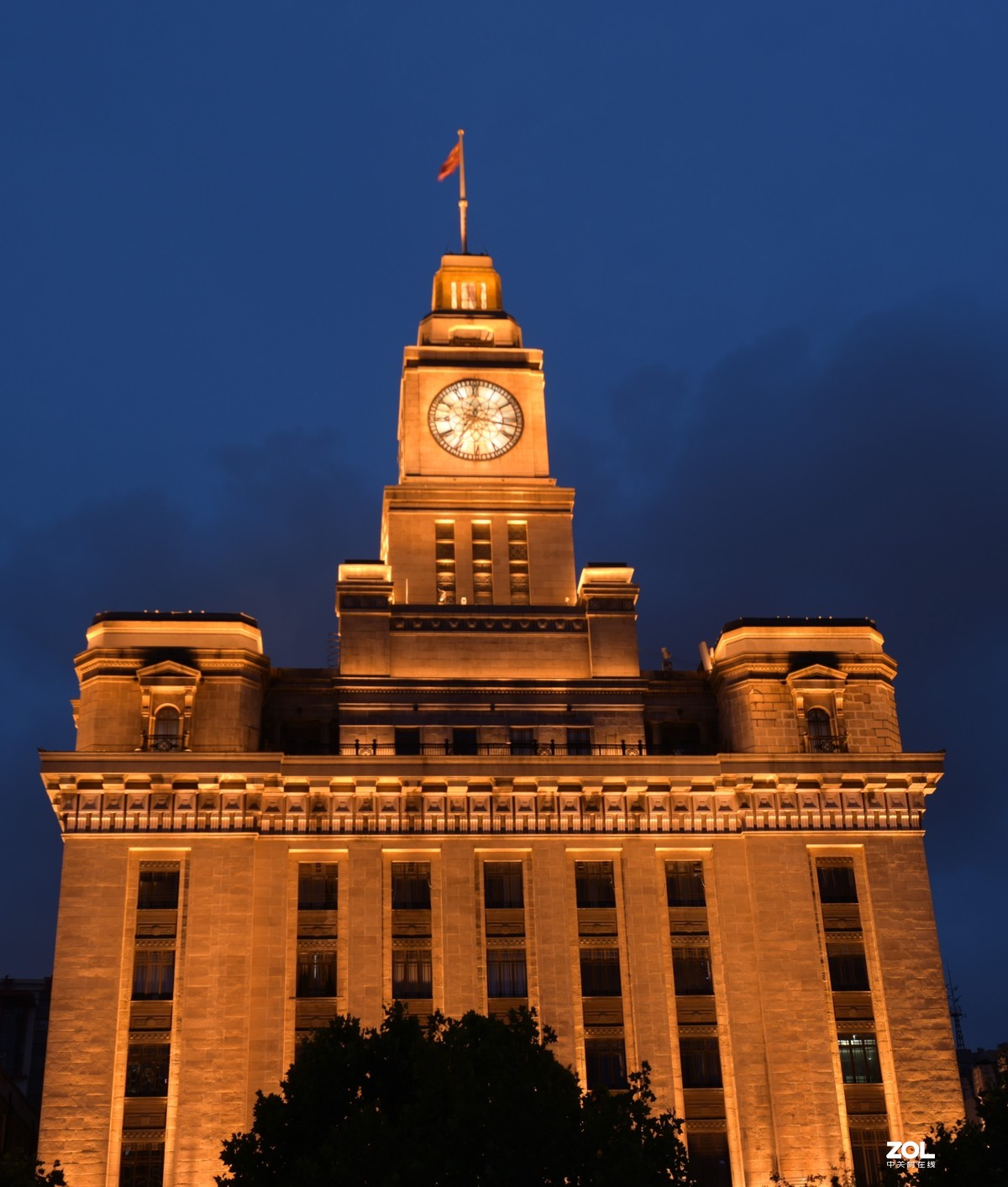 上海外滩夜景。