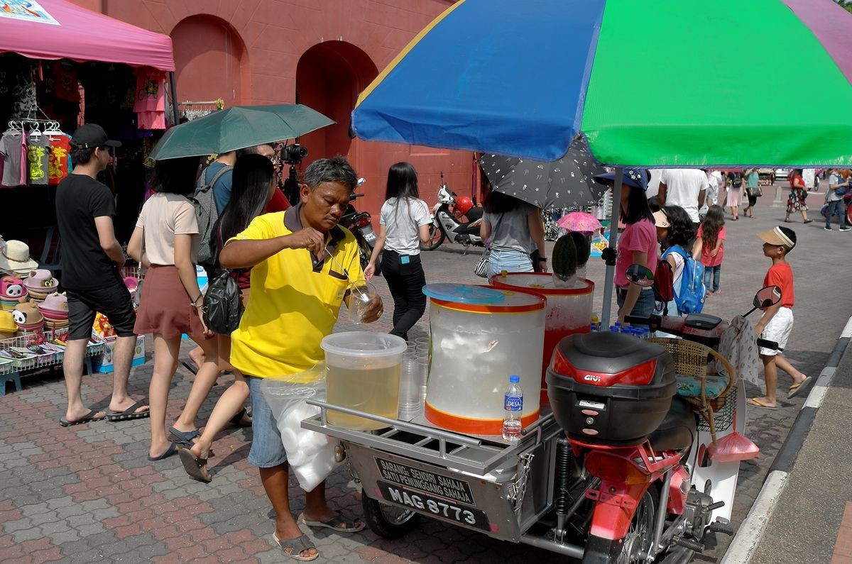 马来西亚·马六甲·叮当车与西瓜汁