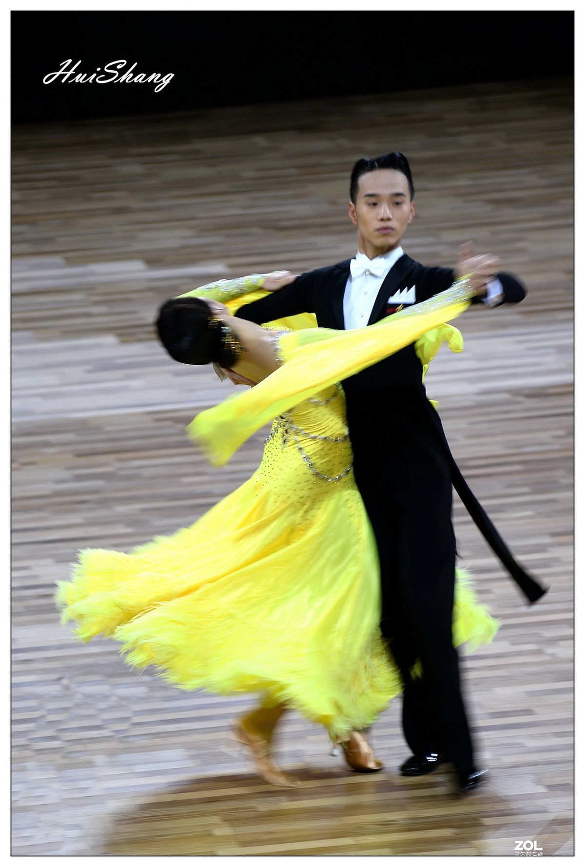 舞池魅影——试用慢速拍摄的舞蹈动感