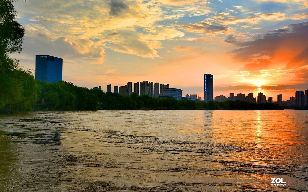 兰州黄河夕阳红