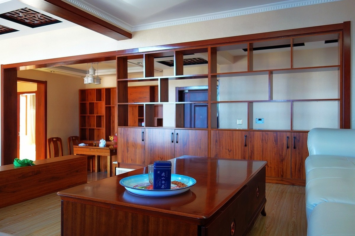 杂拍一组，黑卡拥有八年整。