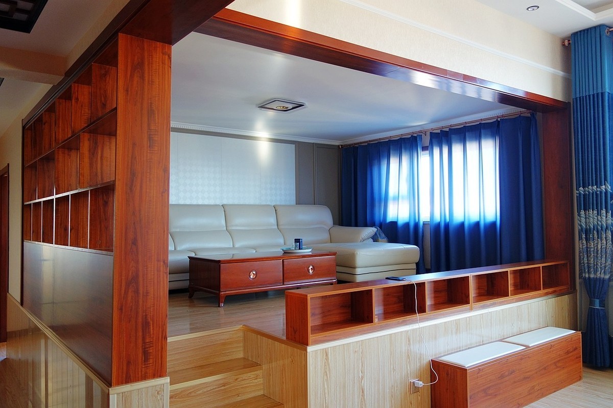 杂拍一组，黑卡拥有八年整。