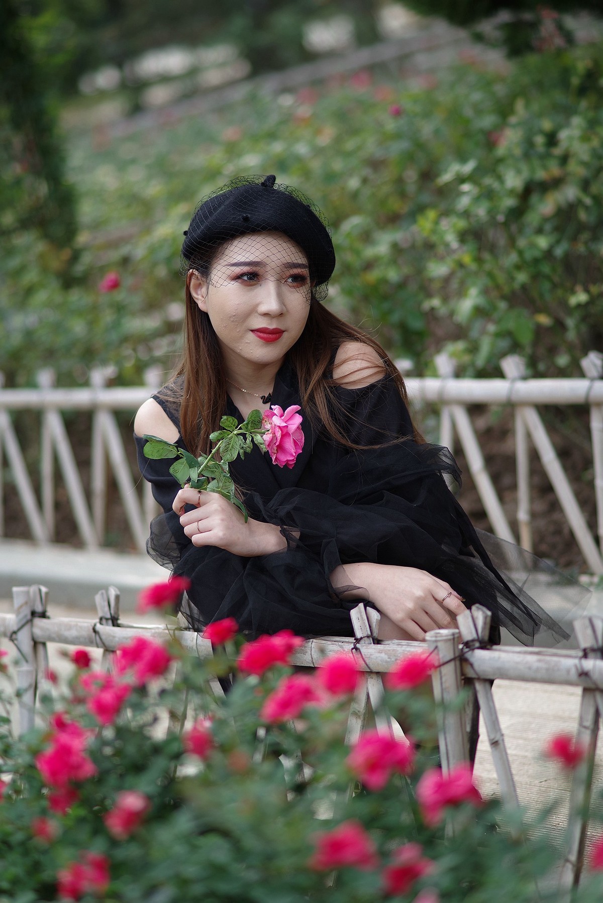 环境人像外拍秋日的子柒女孩