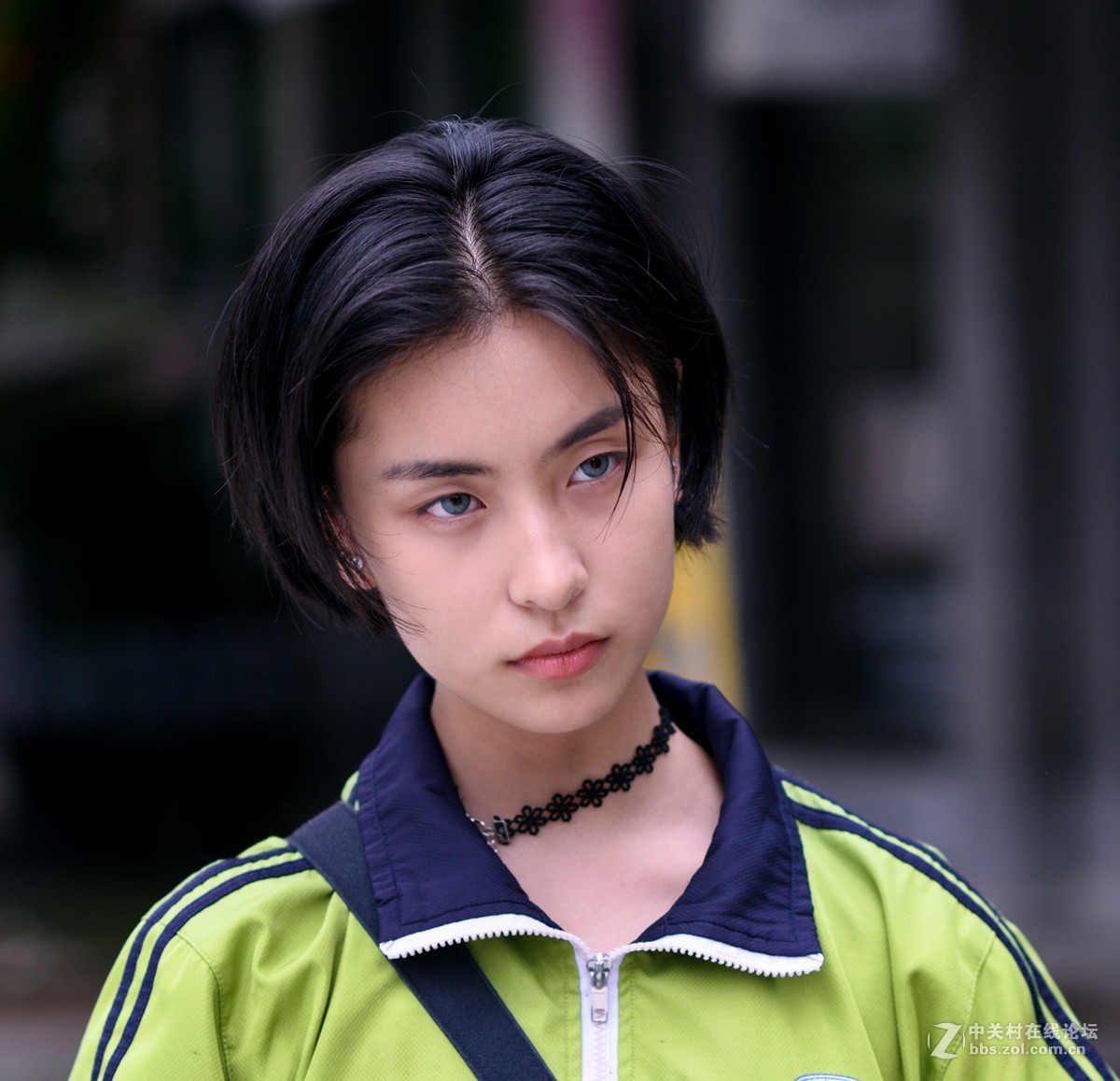 高考之后的校服女生