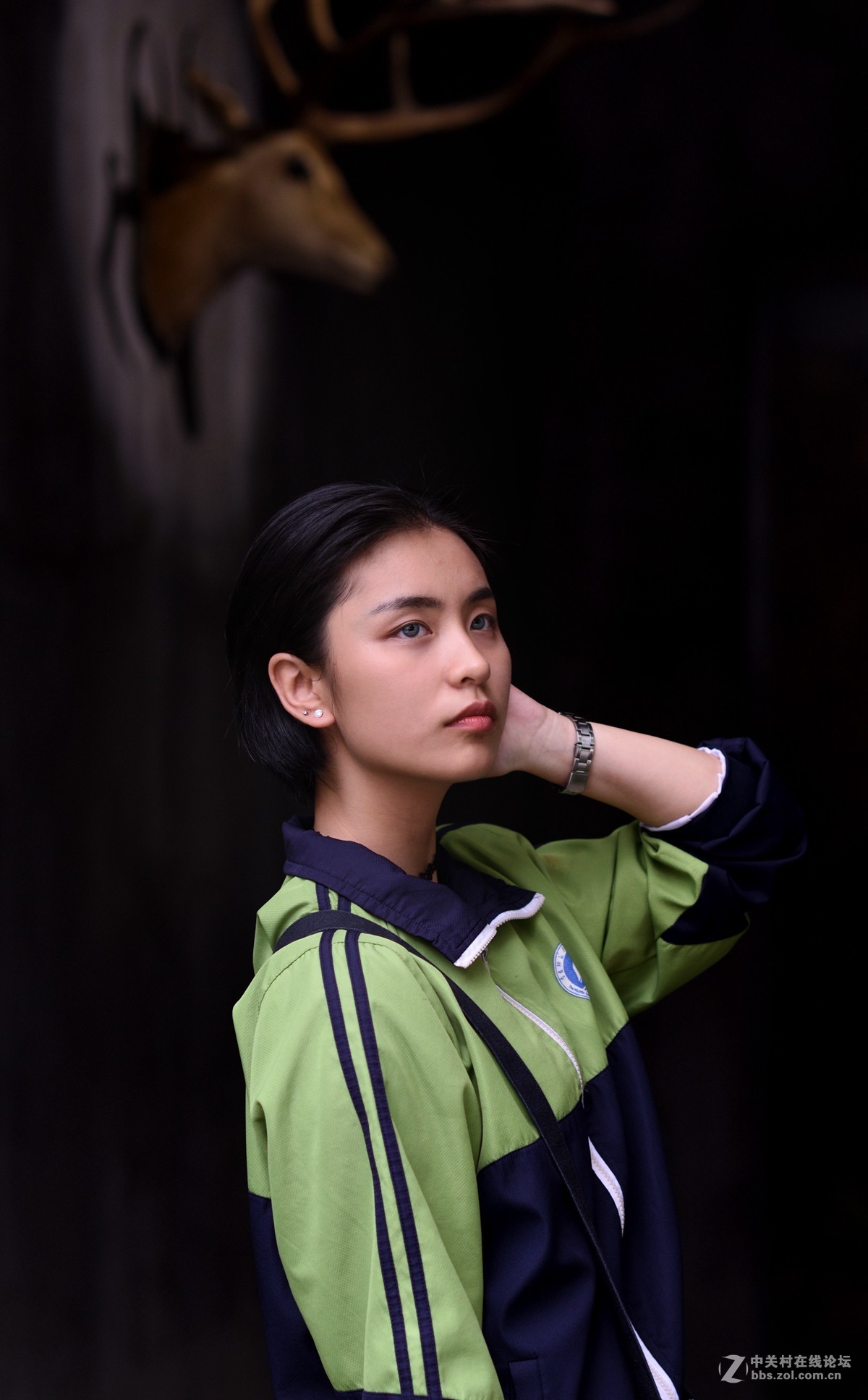 高考之后的校服女生