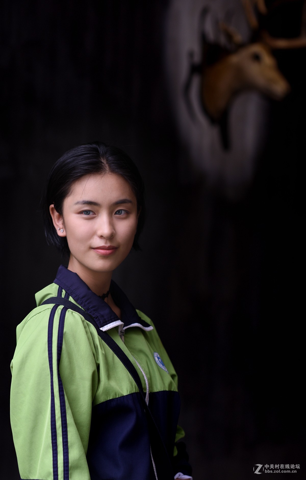 高考之后的校服女生