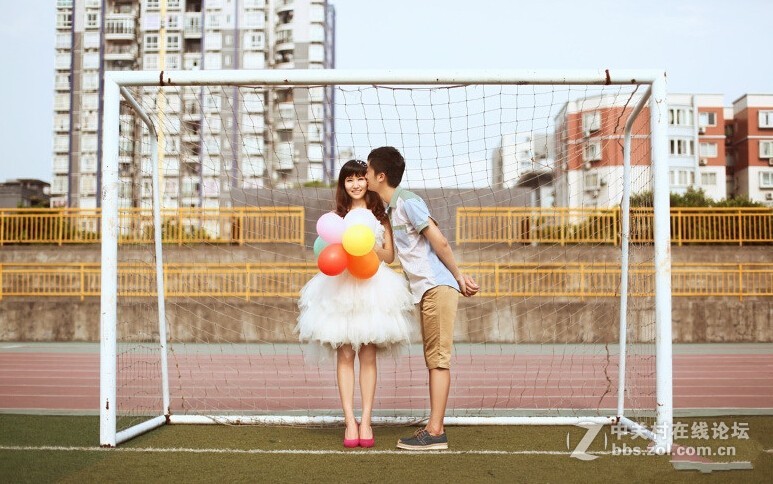 防火防盗没防住师兄 就这样被学长骗到手 还有超好玩堵门游戏大揭