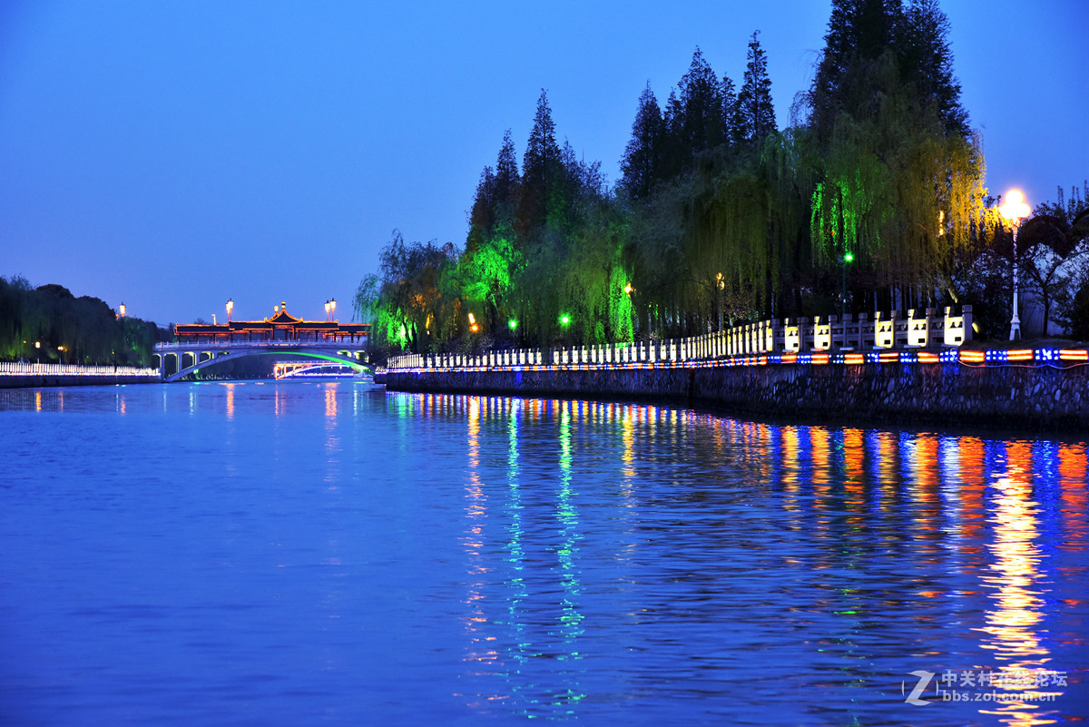 京杭大運河的夜晚(第一次拍夜景)