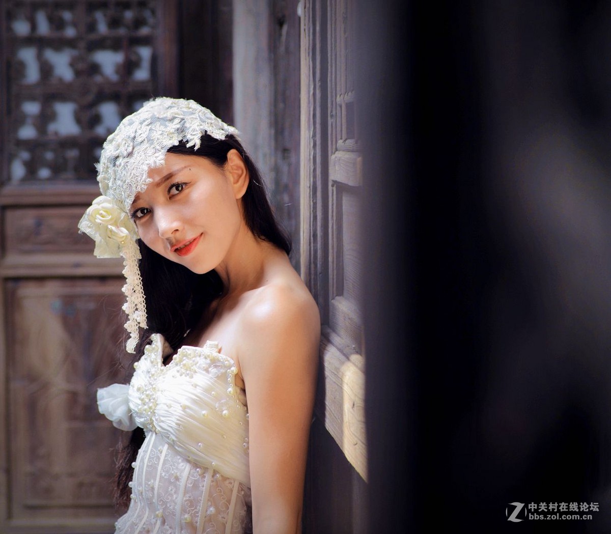 人像习作古建筑内拍美人