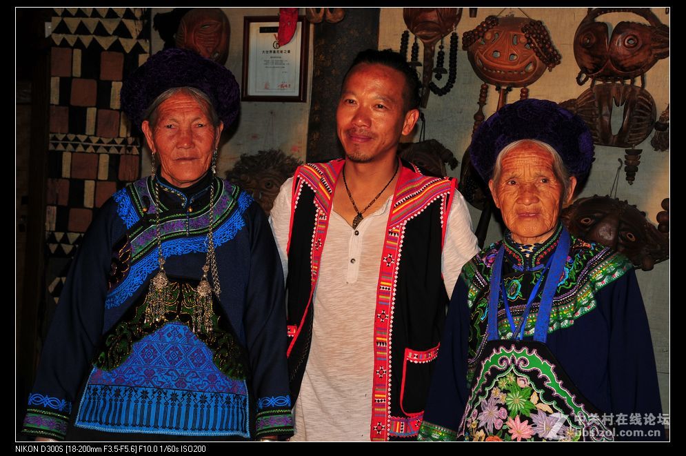 民族村·都市蛰居人李燕军（图文）