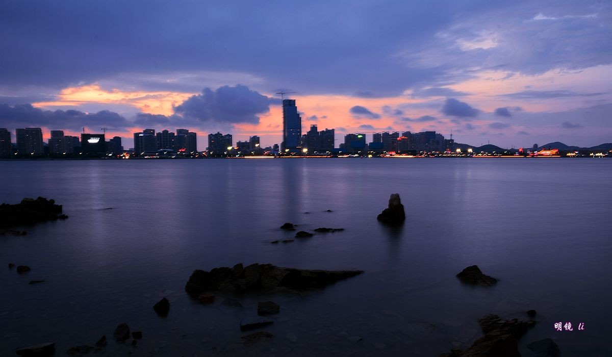 夜拍唐岛湾 《 星光璀璨 》。