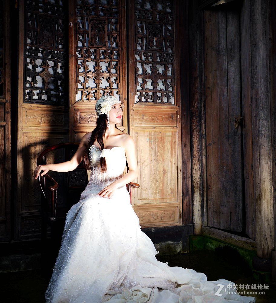 人像习作古建筑内拍美人