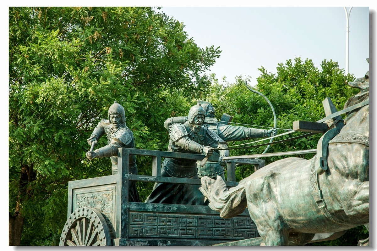 莱芜汉江公园雕塑