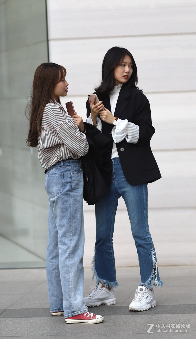 清明街拍小姐姐