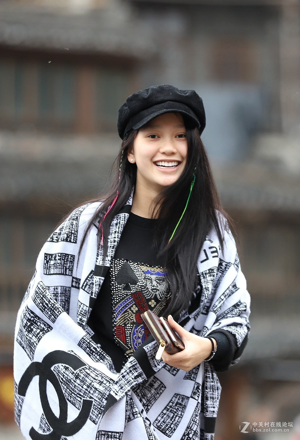 清明街拍小姐姐