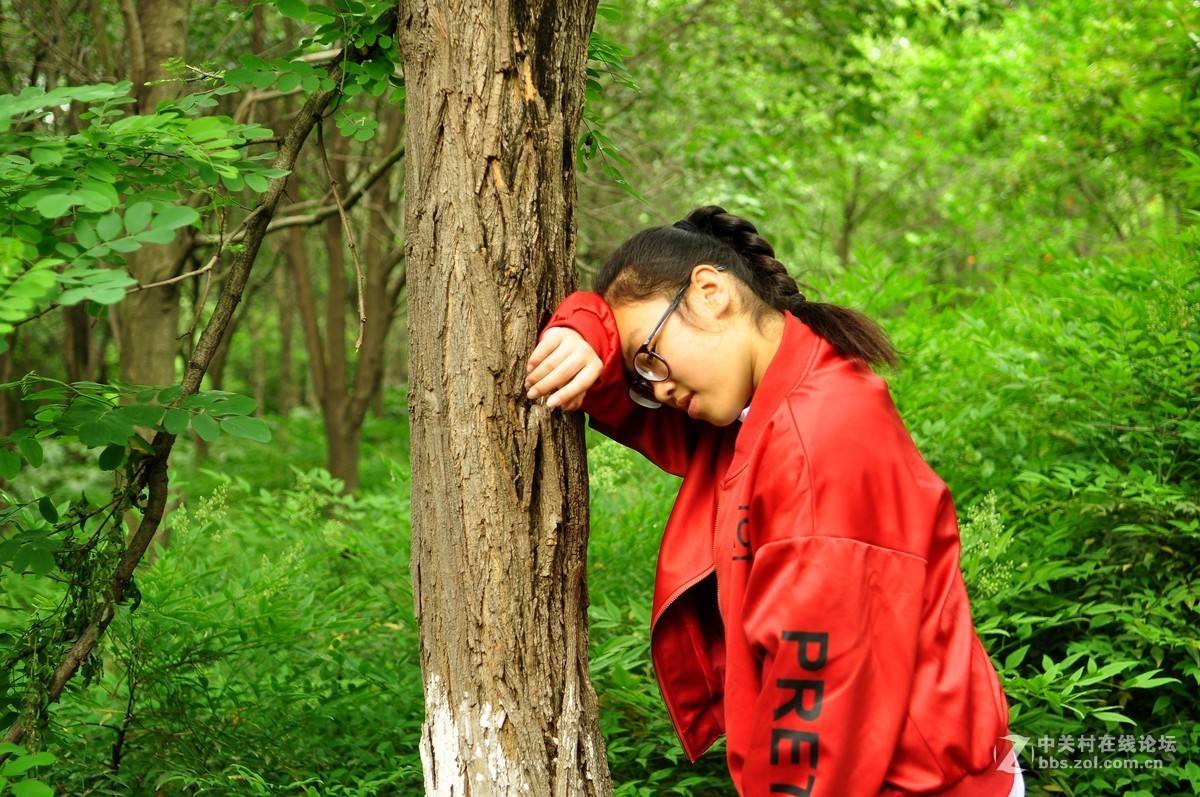 女儿生日，恰逢母亲节，公园随拍