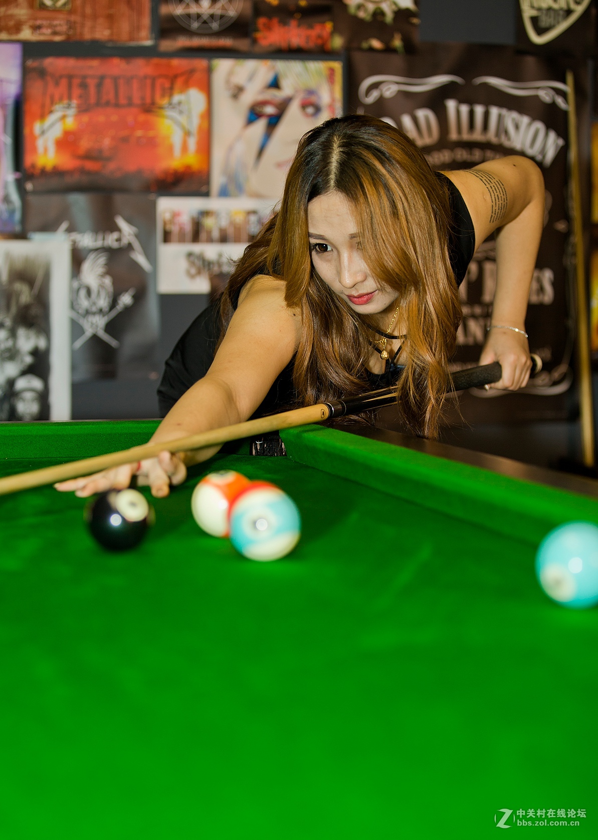 台球妹纸