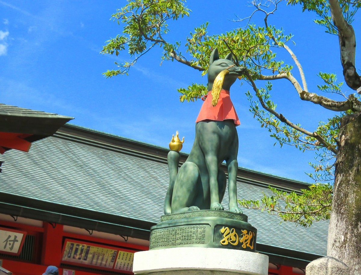 20190826日本京都伏见稻荷神社的狐狸