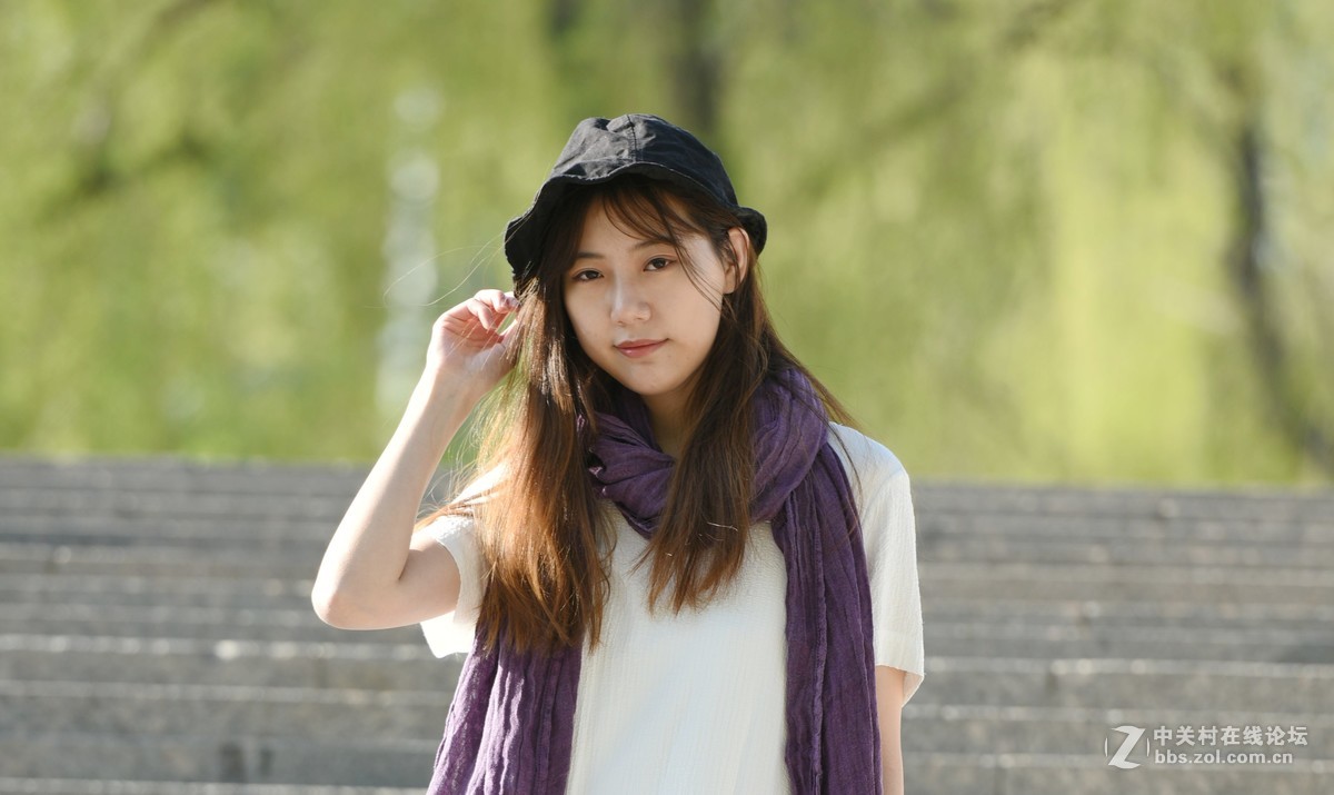 户外美女模特一组